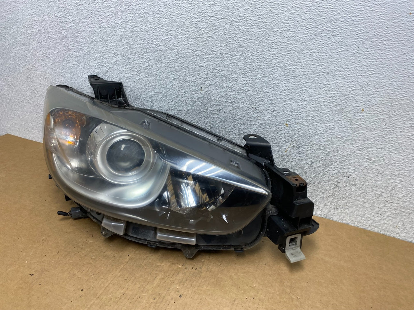2013 to 2016 Mazda CX-5 CX5 Right Passenger Side Halogen Headlight ad4552 DG1