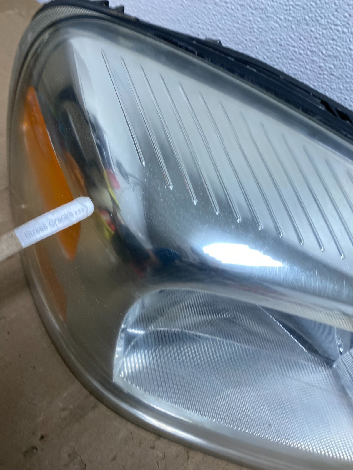 2005 - 2009 Pontiac Montana / Uplander Left+Right Headlights AE9257 DW5