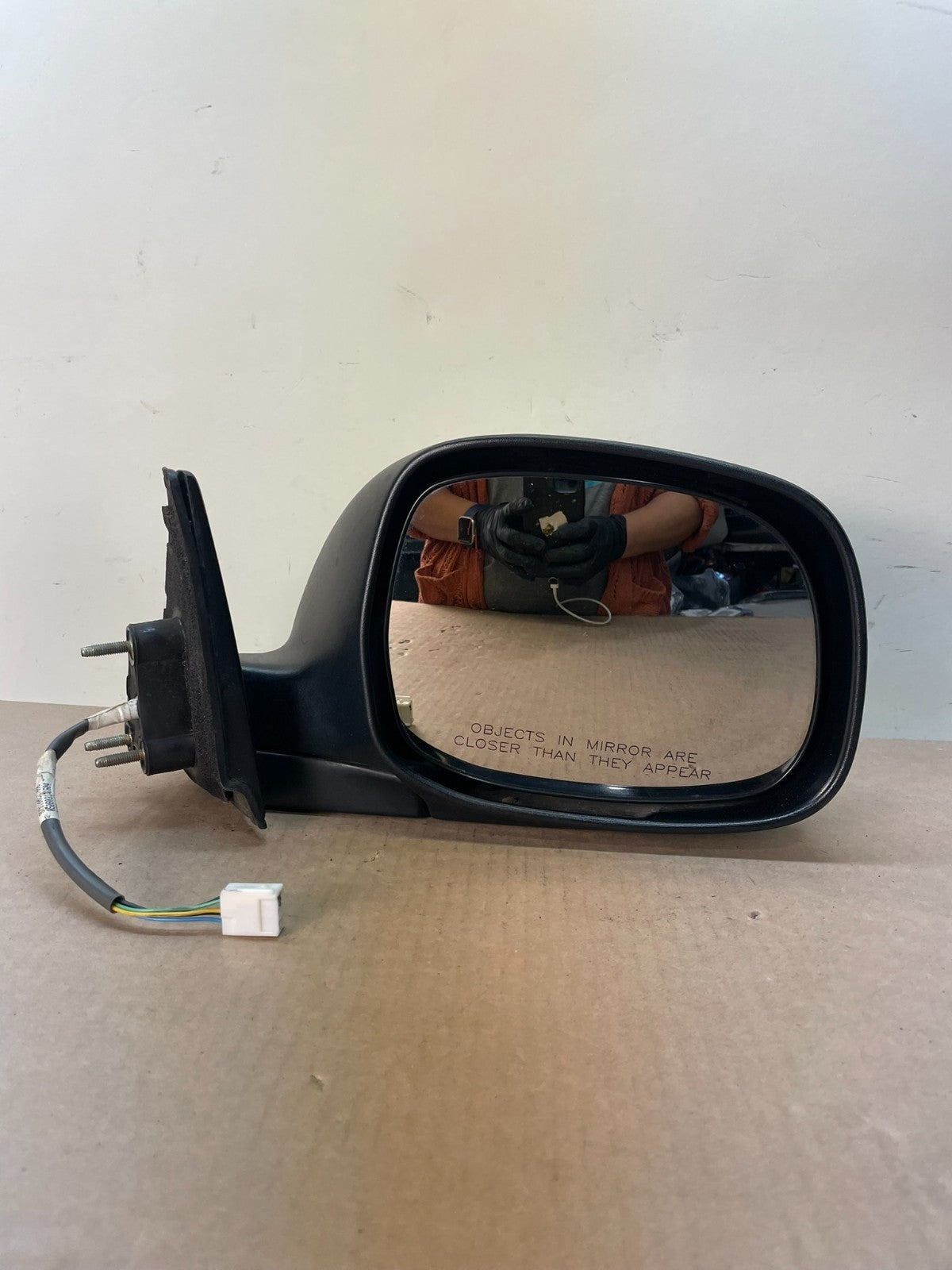 2000 to 2006 Toyota Tundra Right Passenger RH Side Door View Mirror AI0812 DG7