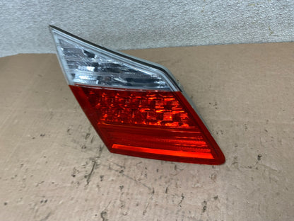 2009-2011 Hyundai Genesis Sedan Left Driver LH Inner LED Tail light Y0232 DW1