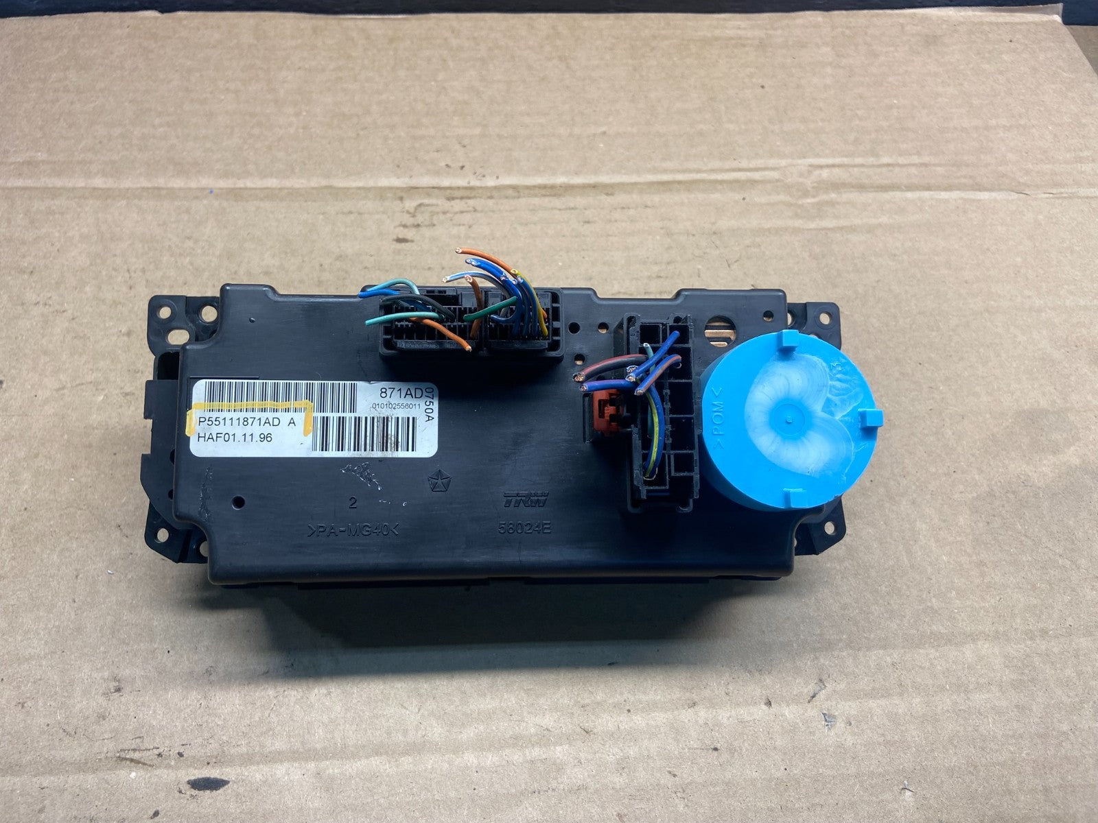 2005 2006 2007 Chrysler 300 Magnum Heater A/C Climate Control AE2484 DG5
