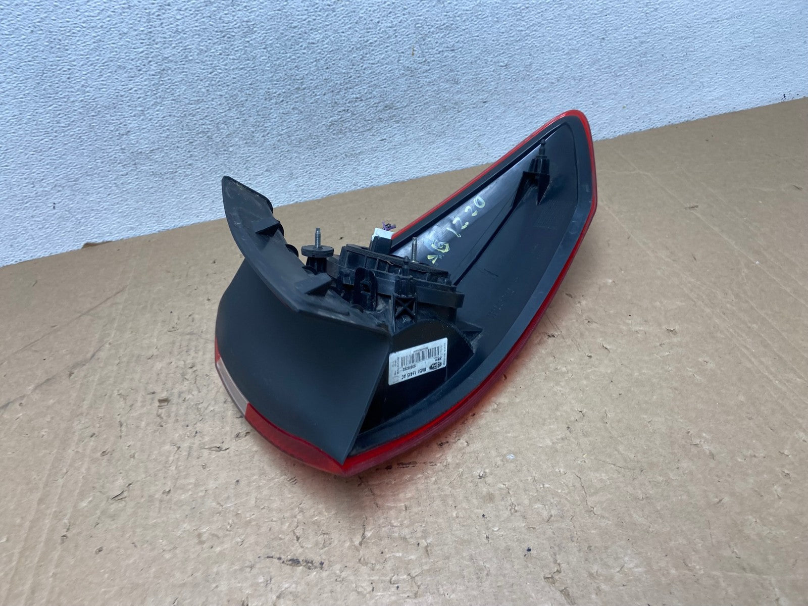 2013 to 2016 Ford C-Max Left Driver Side Tail light AG1220 LK5