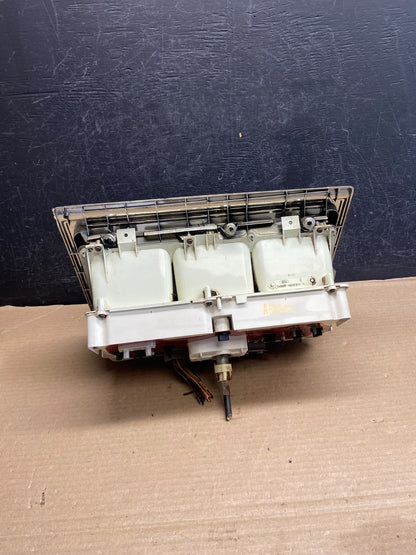 1980 to 1989 Ford E150 E250 E350 VAN Gauge Speedometer Cluster AH1437 PS3