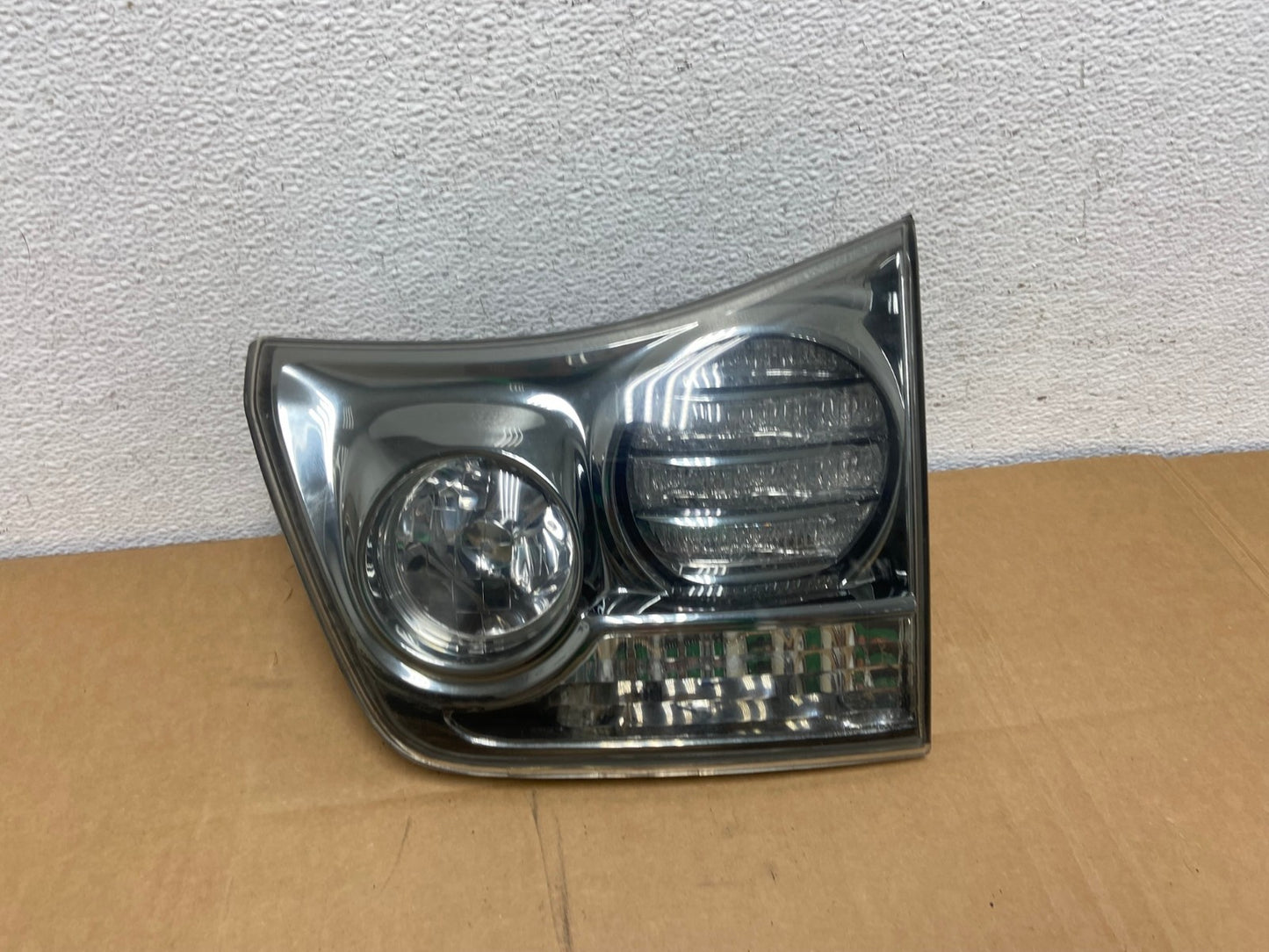 2006 to 2007 Lexus RX400H Right Passenger RH Side Inner Tail Light AC7446 LK0