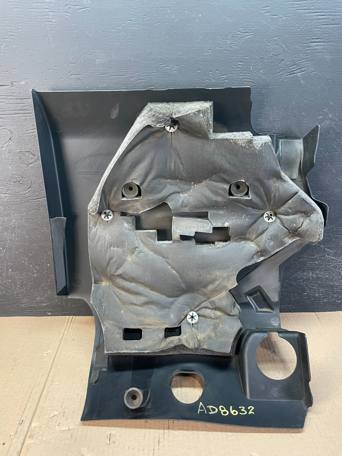 2010 to 2019 Lincoln MKS 3.7L Engine Motor Cover AD8632 DG5