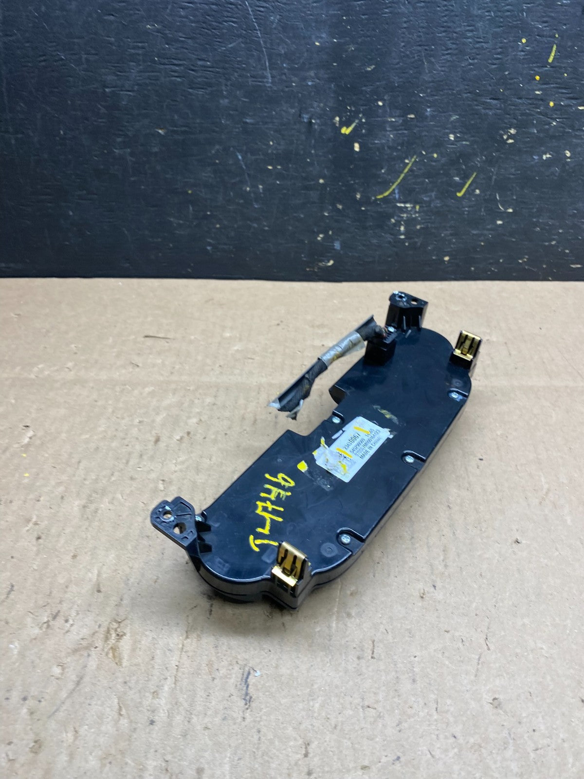 2013 2014 2015 Chevrolet Malibu AM FM Radio Control Panel T4747 DG3