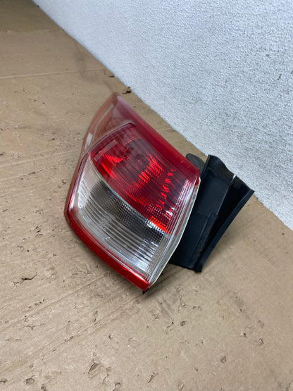 2013 to 2016 Ford Escape Left Driver LH Side Tail Light AE9391 LK1