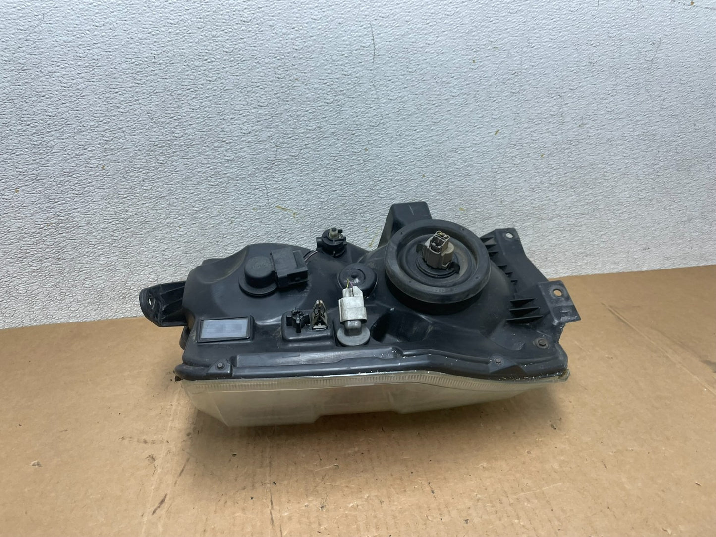 2008-2014 Ford Econoline E150 E250 E350 Left Driver LH Headlight OEM Q6736 DW12