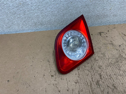 Sedan 2006-2010 Volkswagen Passat Right Passenger Inner Tail Light Oem S5215 DW2