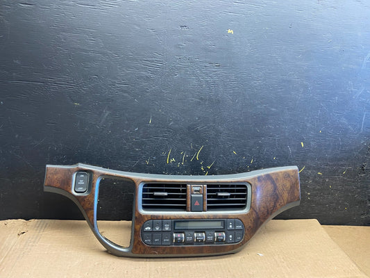 2005 to 2010 Honda Odyssey Radio Climate Control Dash Trim Bezel z0287 DG0