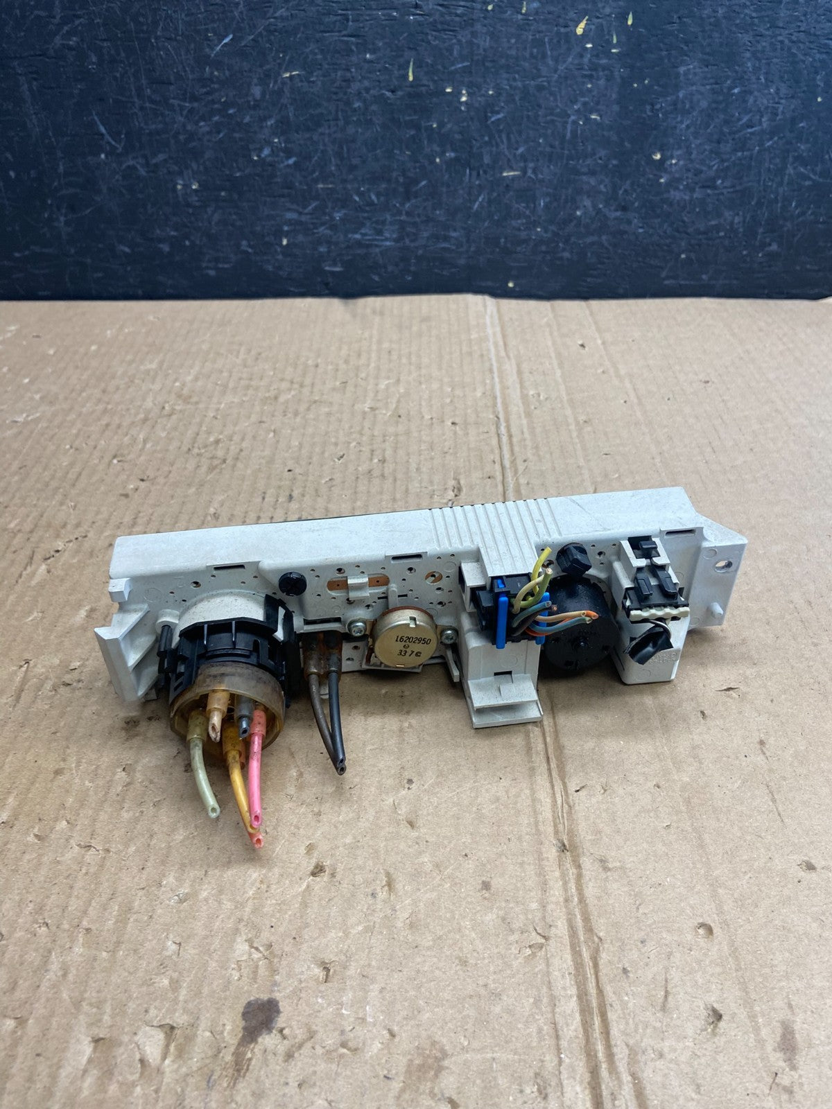 2001 - 2007 GMC Chevrolet Express 1500 Climate Control A/C ae3894 DG3