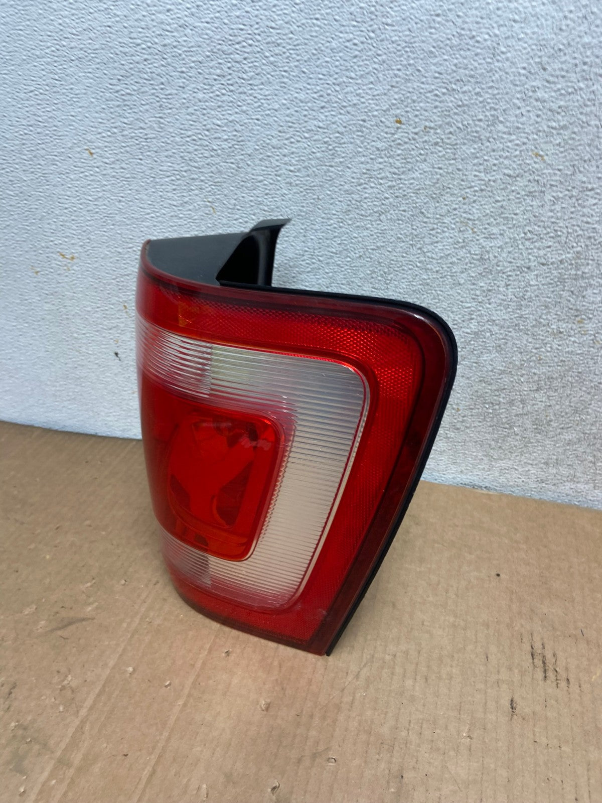 2008 to 2012 Ford Escape Right Passenger RH Side Tail Light AI8447 LK1