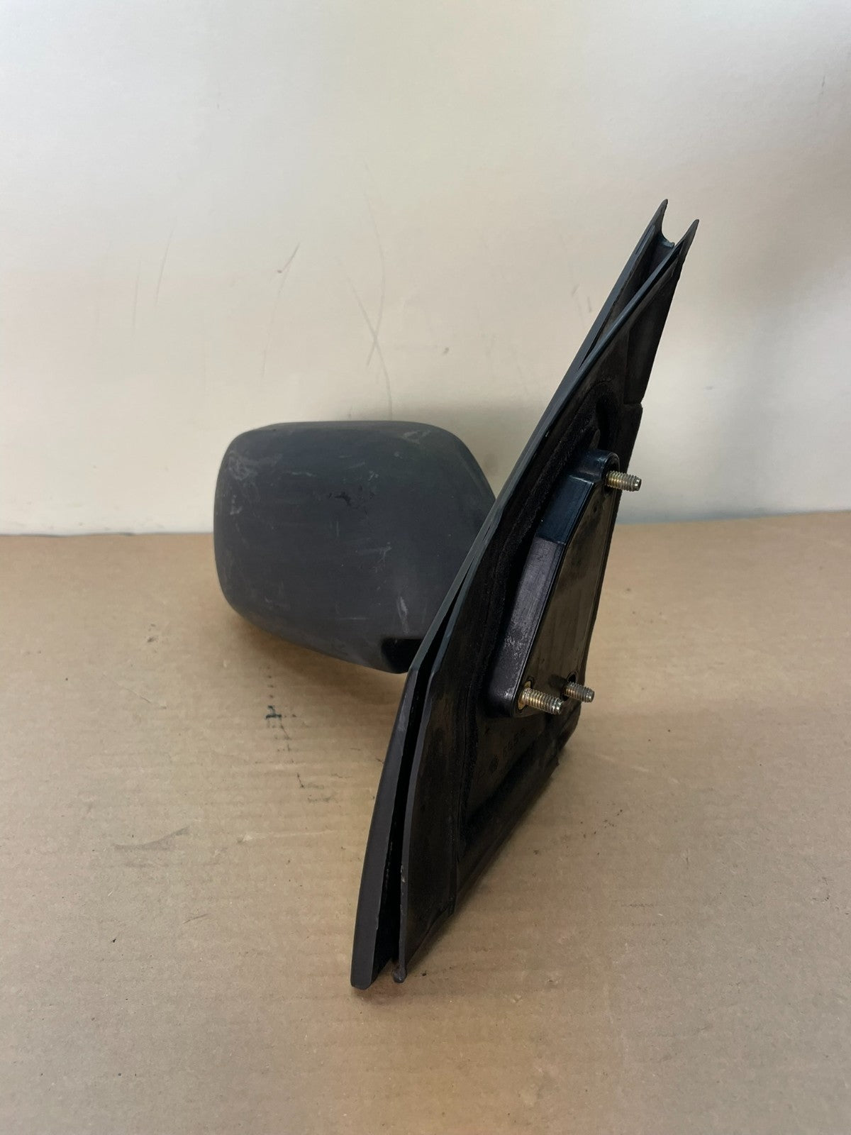 2000 to 2005 Toyota Echo Right Passenger RH Side View Door Mirror AH8777 DW1
