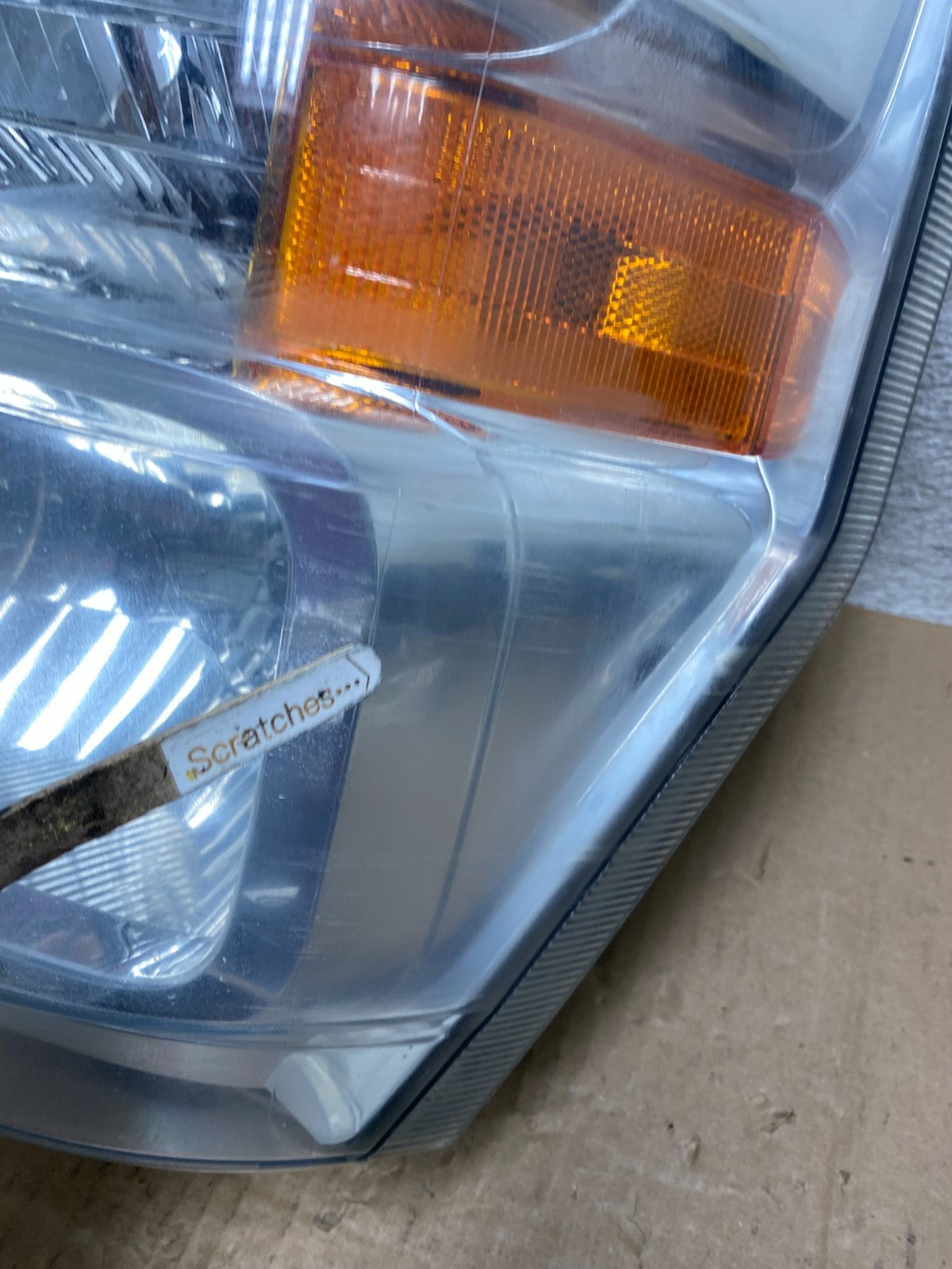 2008-2014 Ford Econoline E150 E250 E350 Left Driver LH Headlight AI1309 DW3
