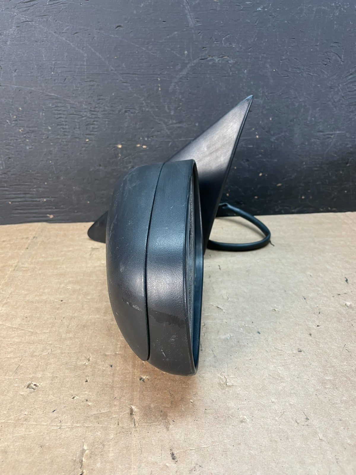 2003 - 2011 Ford Crown Victoria Left Driver LH View Door Mirror AE8535 DW10