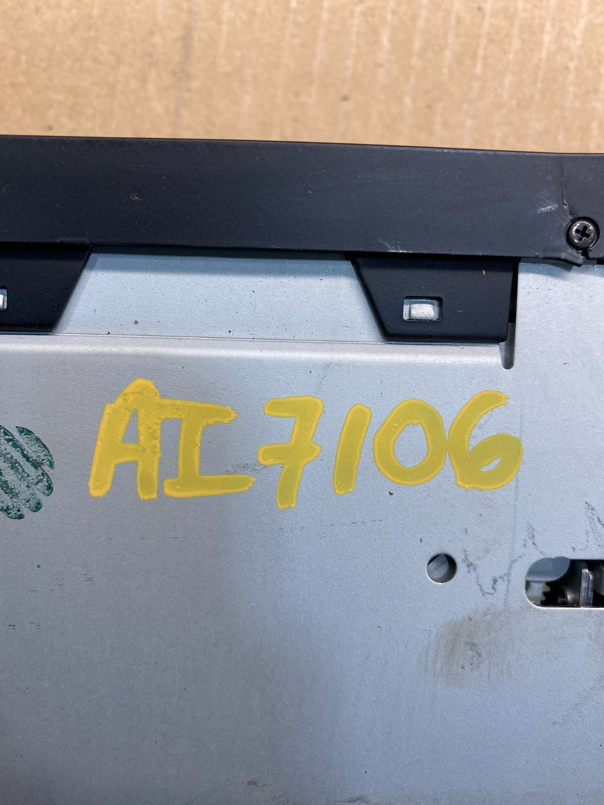 2007 2008 2009 Audi Q7 Audi Radio CD Changer ai7106 DG7