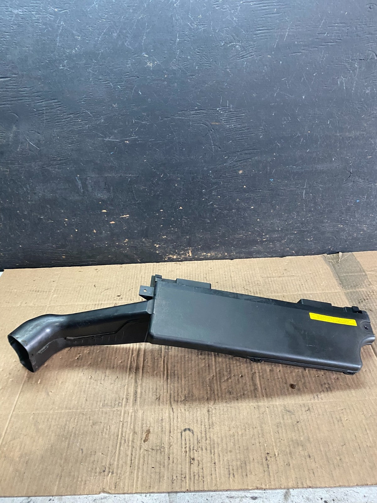 2003 to 2008 Nissan Murano Air Intake Cleaner Duct Q0696 DG0