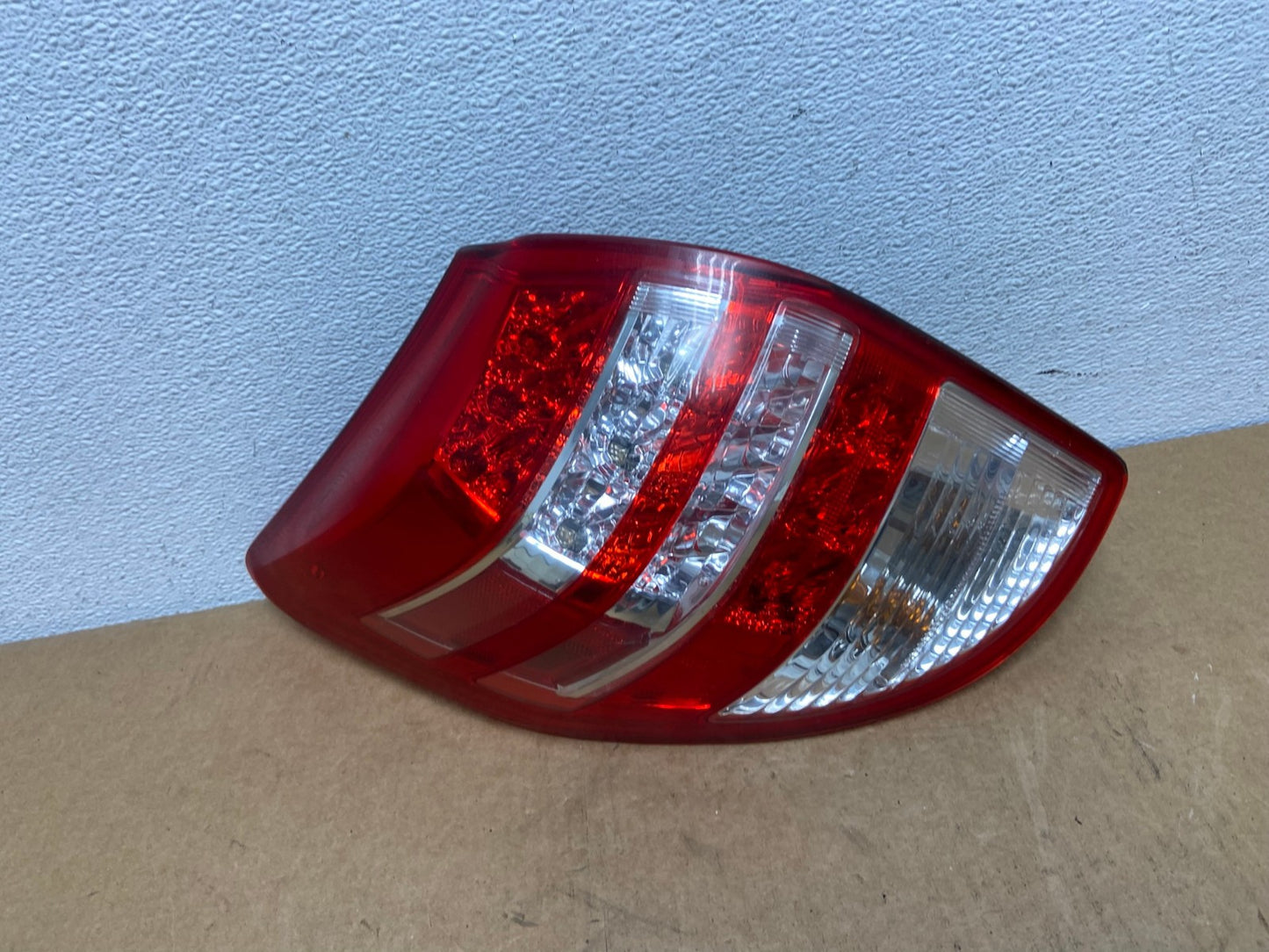 2009 to 2012 Toyota Rav4 Left Driver Lh Side Tail Light OEM AC1817 LK0