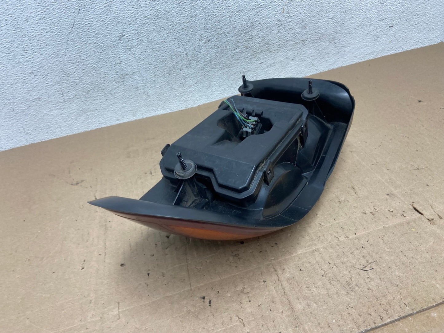 1997 to 2003 Chevrolet Malibu Left Driver LH Side Tail Light AE6122 LK4