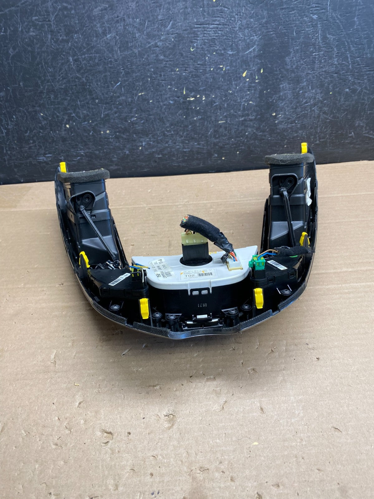 2012 - 2015 Kia Rio Veloster Climate Control Panel Trim Air Vents AG5239 DG6