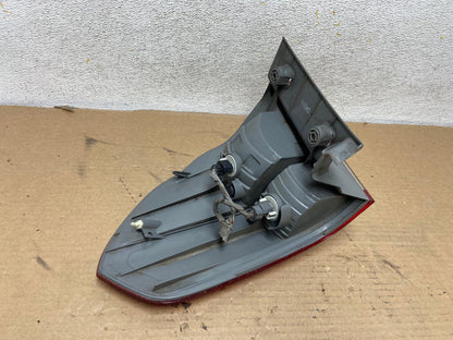 2005 2006 2007 Honda Odyssey Left Driver LH Side Tail Light AH4269 LK4