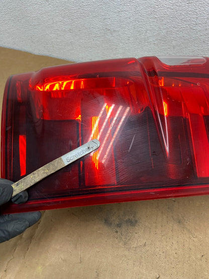 2008-2014 Chevrolet Tahoe Suburban Driver Lh Left Side Tail Light AC8497 DW3