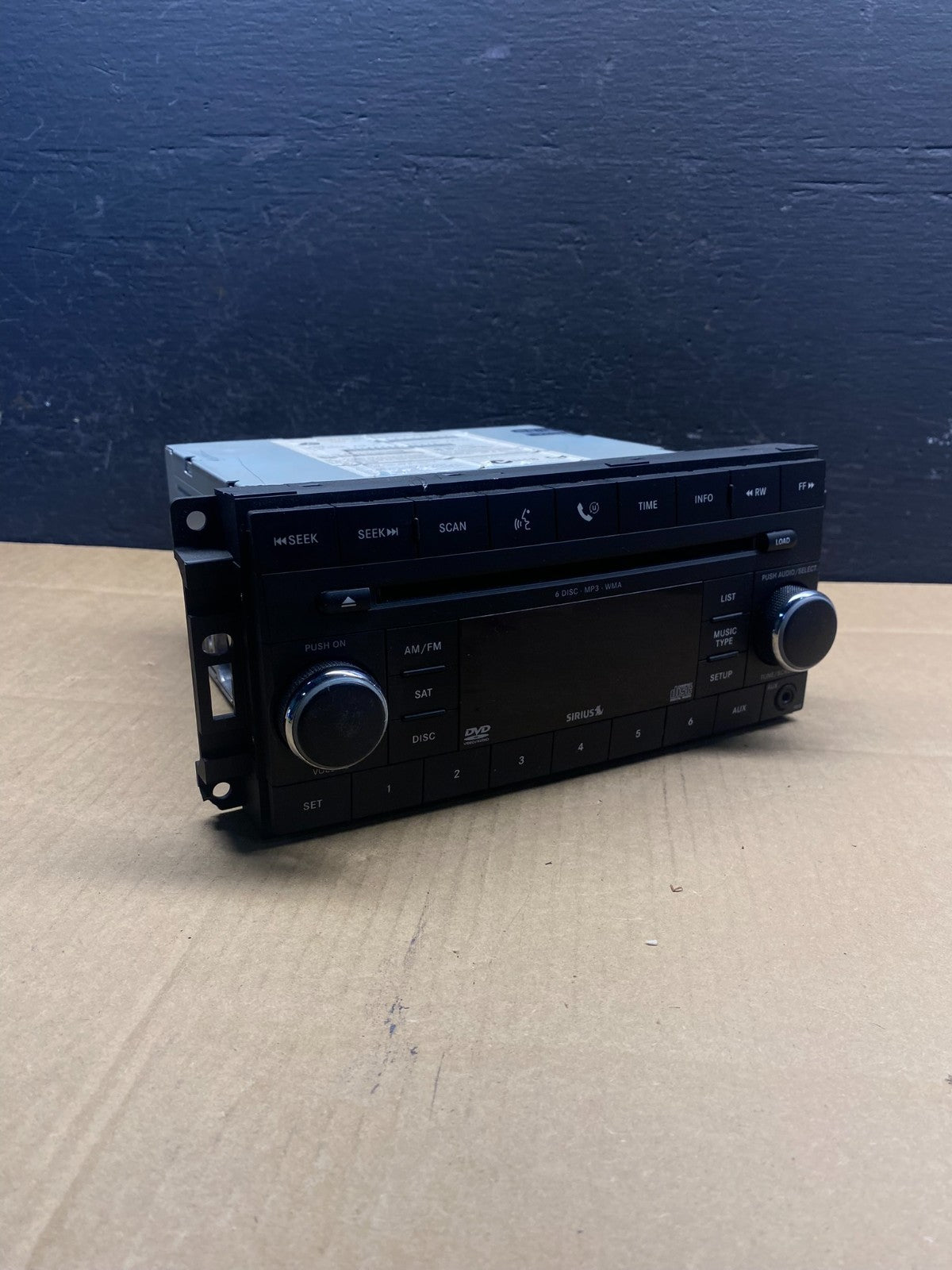 2007-2012 Chrysler Dodge Jeep Ram Radio CD MP3 AUX Receiver ad1541 DG0