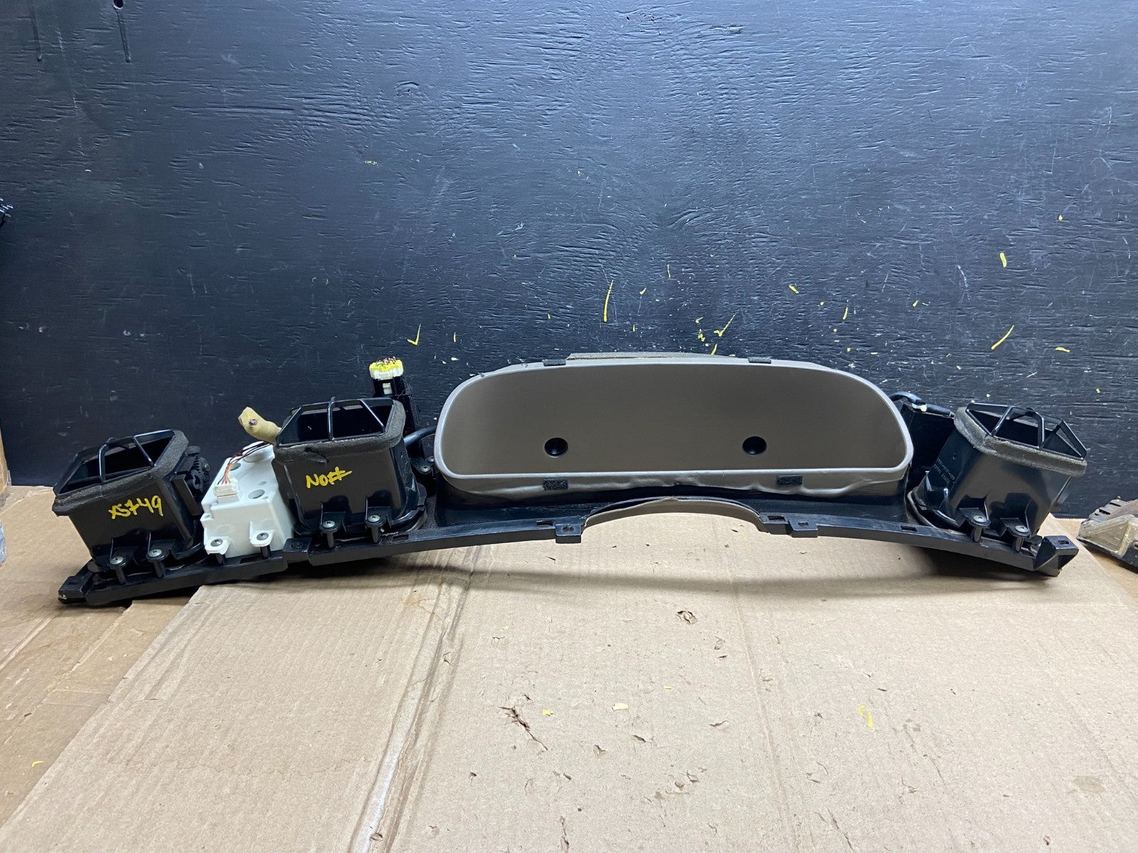 1994 - 1996  Infiniti Q45 Instrument Speedometer Cluster Bezel Trim OEM x5749 DG4