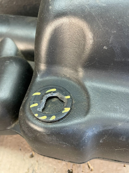 2011 - 2013 Dodge Durango 3.6L Resonator Air Intake Tube AE0750 DG5
