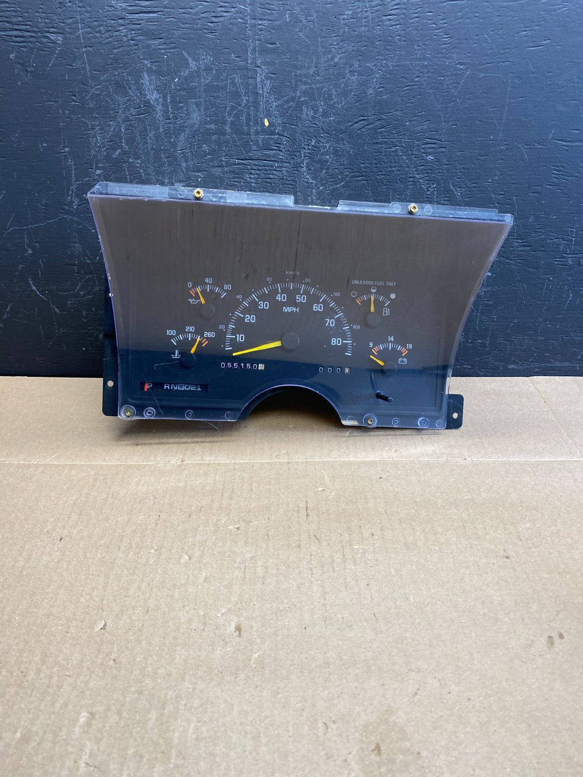 1988-1992 Chevrolet GMC Sierra Silverado Cluster Gauge Speedometer ECM AD1702 DG0