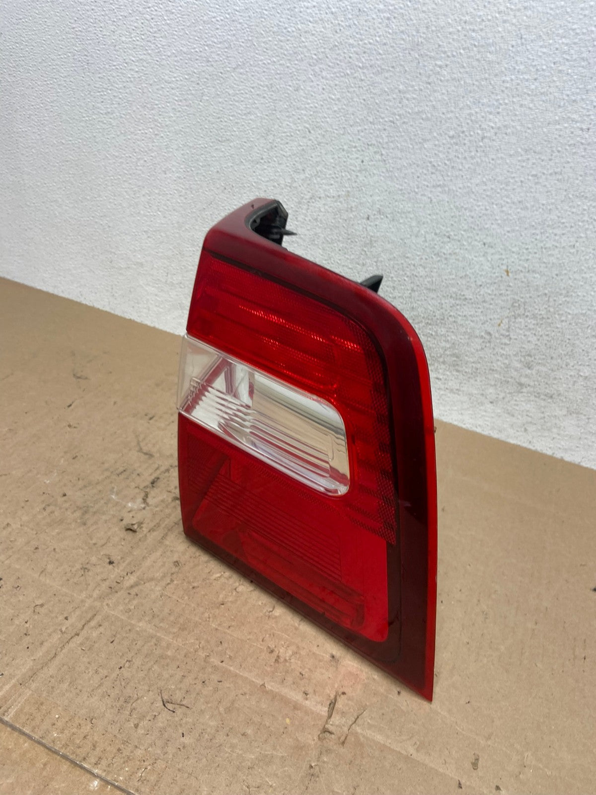 2007 - 2012 Ford Expedition Right Passenger Rh Side Tail light AE6490 LK1