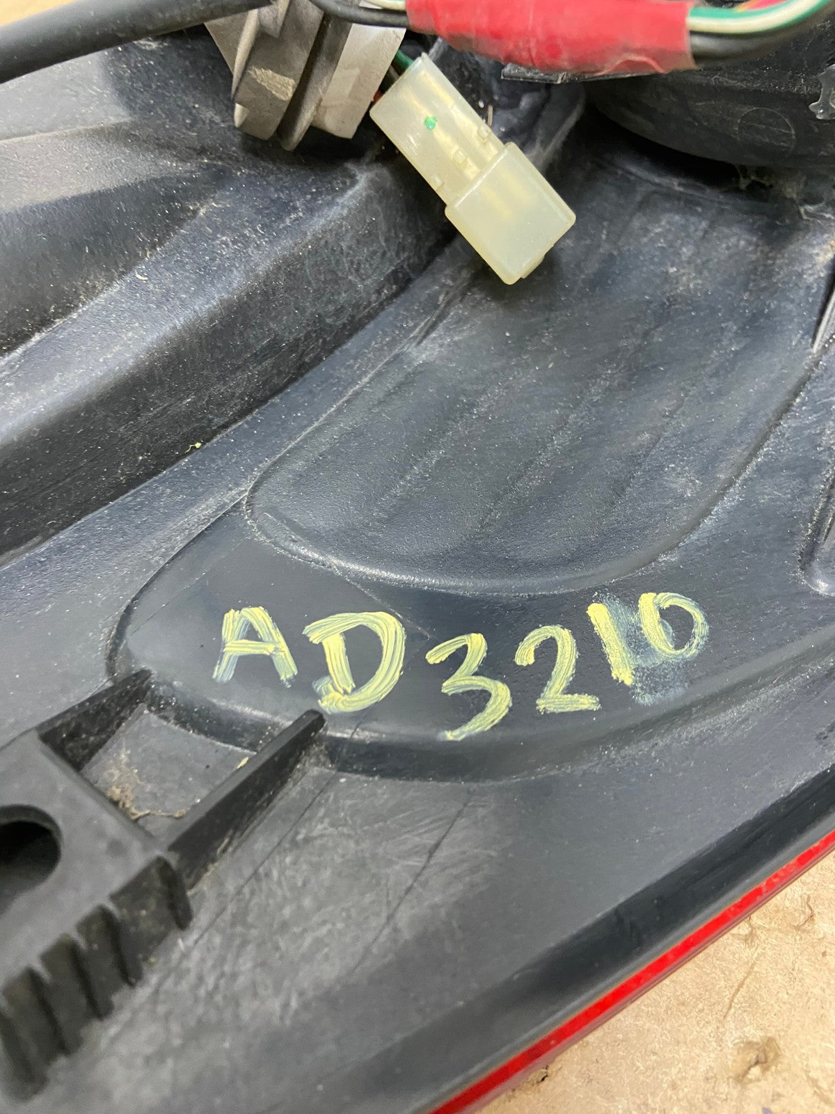 2007 to 2013 Suzuki SX4 Hatchback Right Passenger RH Tail Light AD3210 LK6