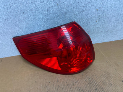 2006 to 2010 Toyota Sienna Left Driver LH Side Tail Light AE0390 LK0