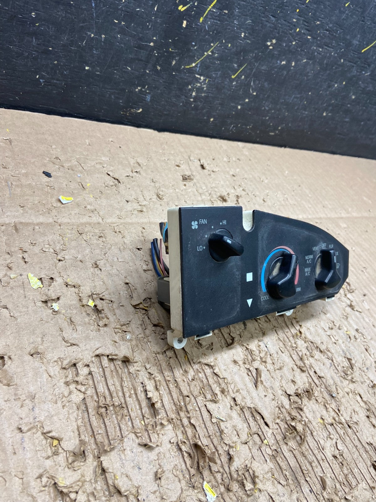 1997-2014 Ford Van Econoline E150 E250 Heater Climate Fan Control v7889 DG2
