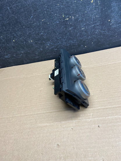 2009 - 2013 Mazda 6 A/C Manual Climate Control Panel AG5035 DG1