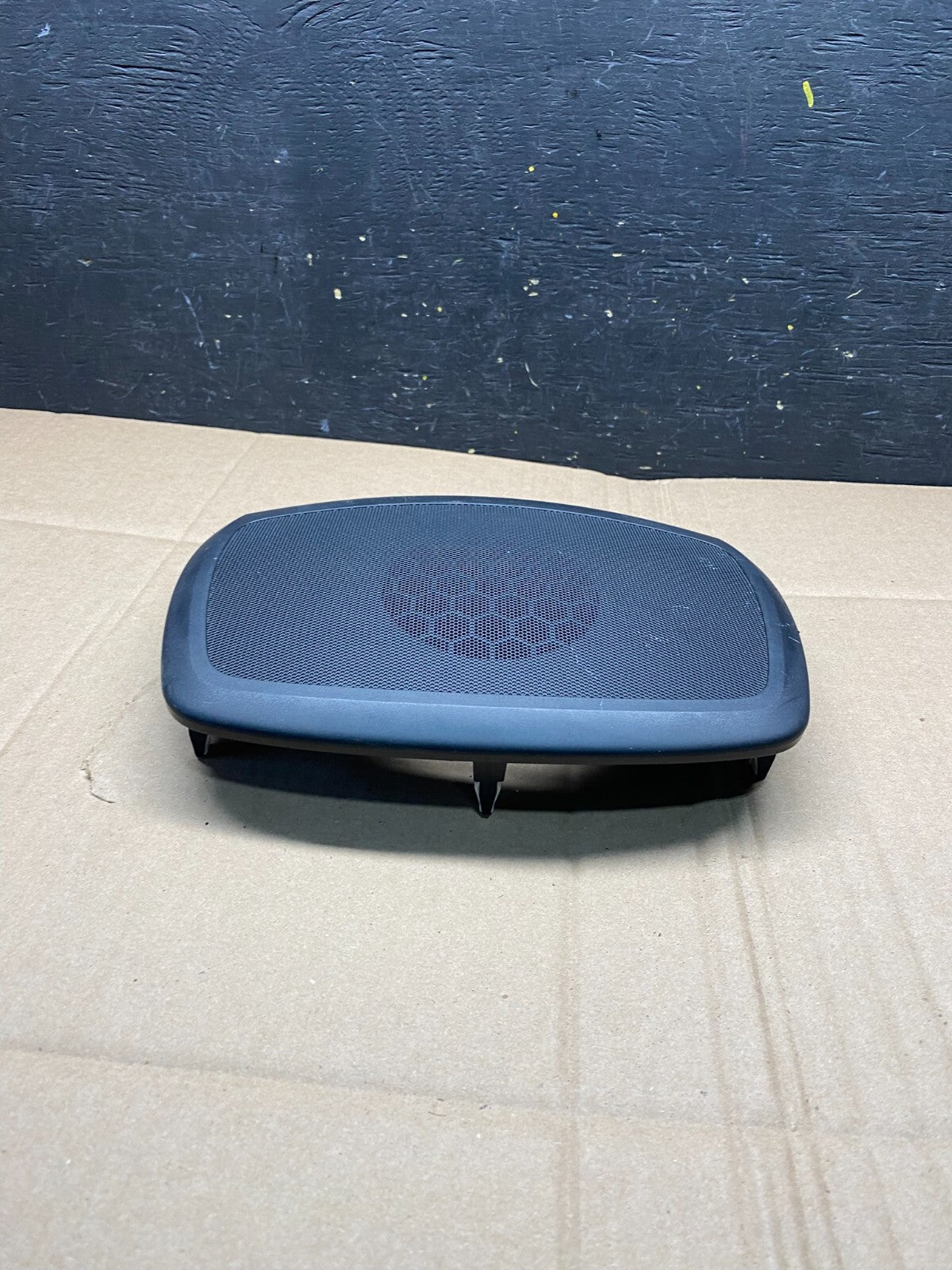 2010-2012 Hyundai Genesis Coupe Dash Center Upper Speaker Cover o7241 DG1
