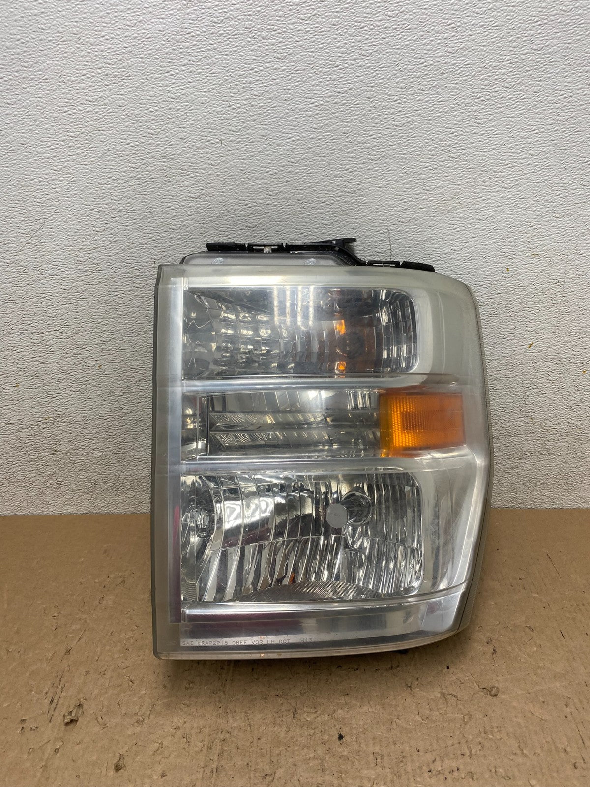 2008-2014 Ford Econoline E150 E250 E350 Left Driver LH Headlight Q2772 DW0