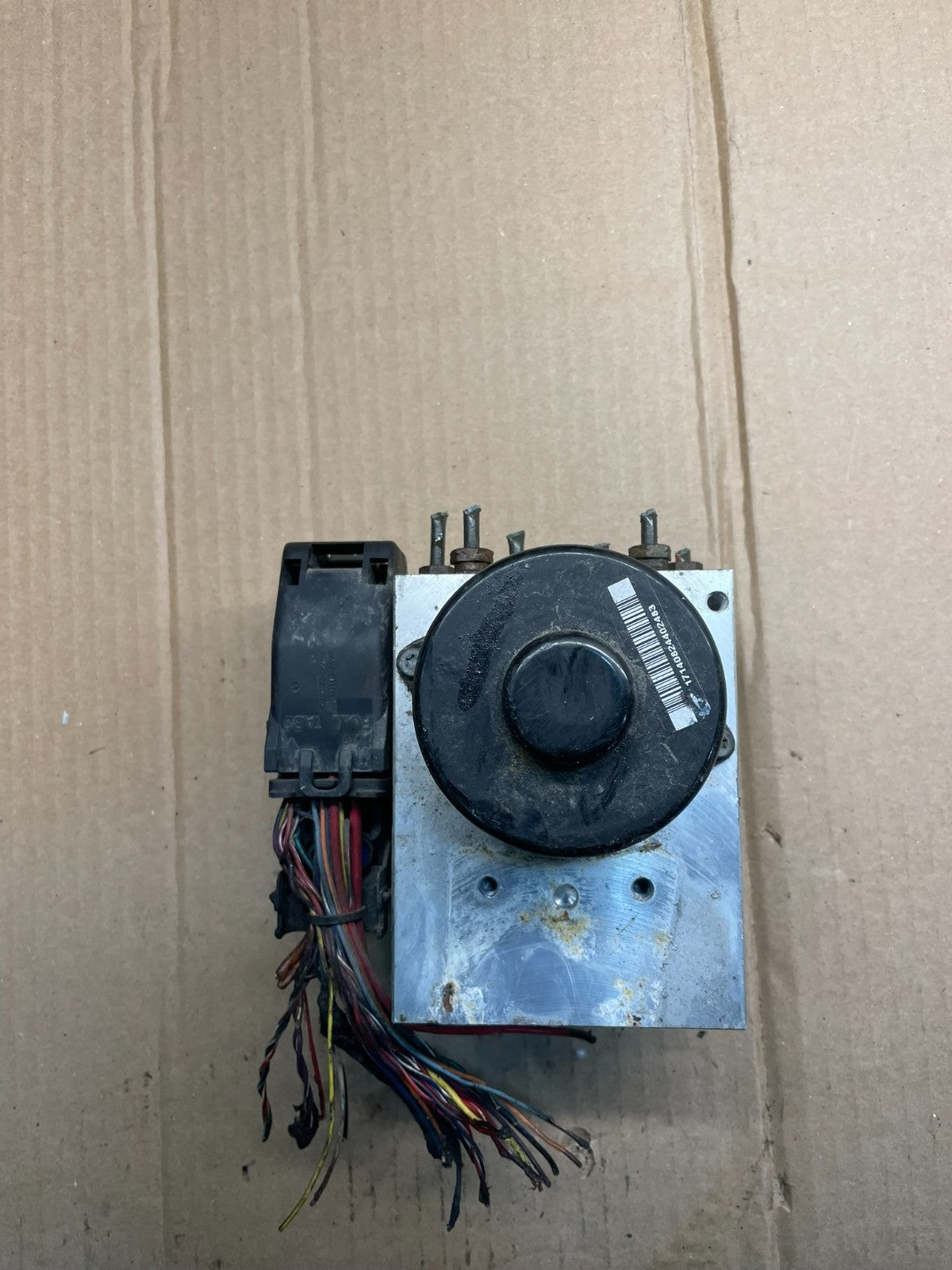 06-12 Mercedes R350,GL450,ML500 A2515452532 ABS AntiLock Brake Pump OEM X0999 DG5