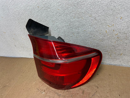 2011 2012 2013 Bmw X5 E70 Right Passenger Side Rh Tail Light AI9160 LK1