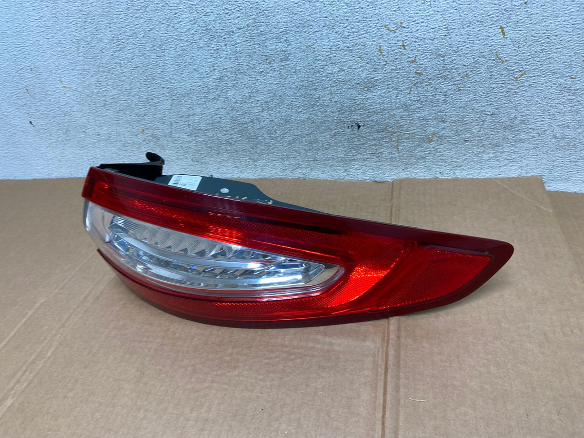 2013 to 2016 Ford Fusion Right Passenger RH Side Tail Light AI3729 LK1