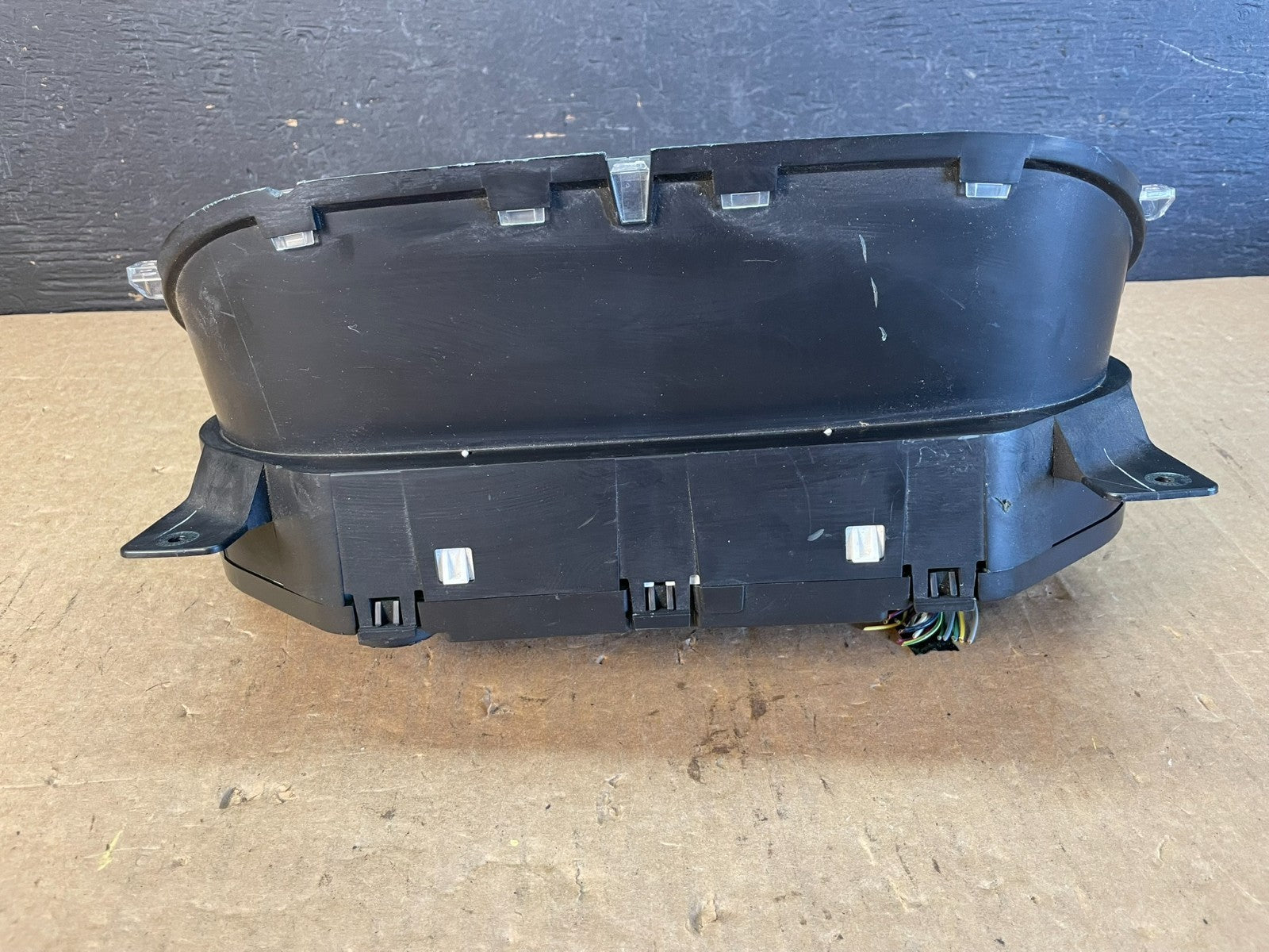 2006 Ford Explorer Speedometer Cluster Gauge AD0401 DG5
