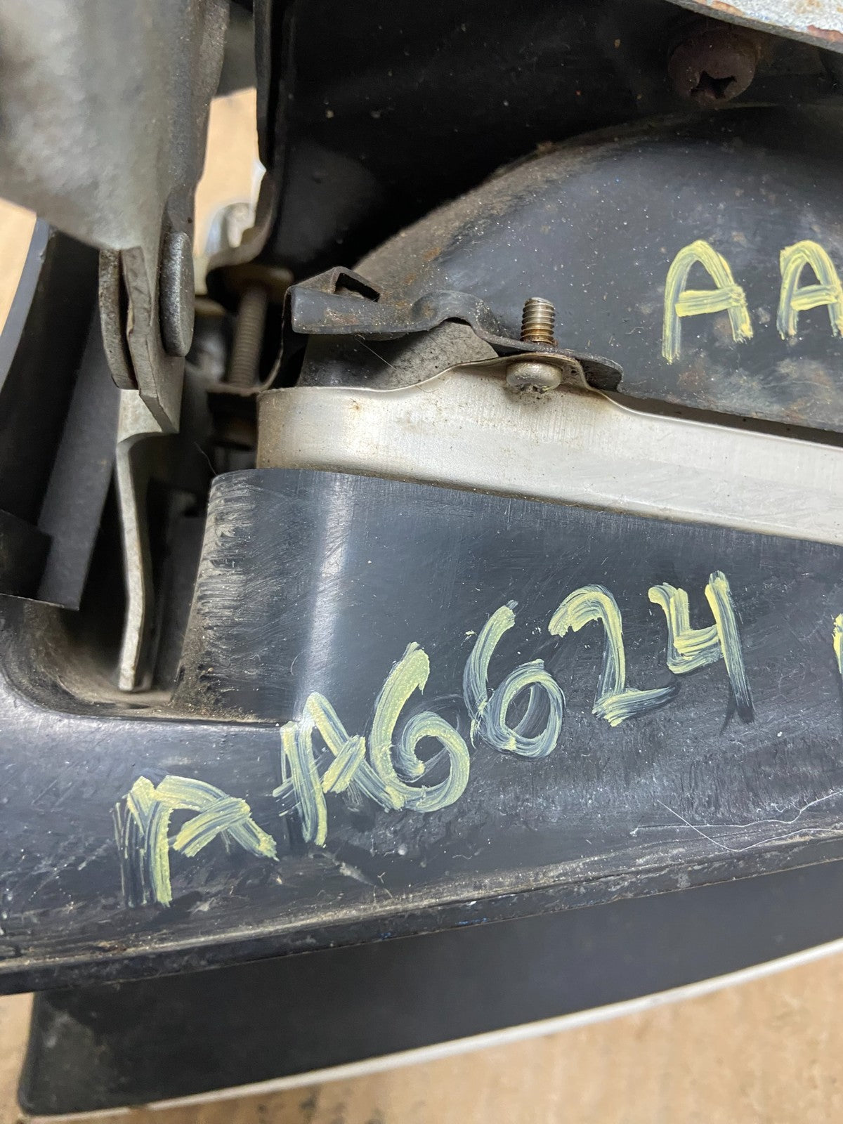 1990 1991 Mitsubishi Eclipse Right Passenger Side Headlight Oem AA66249