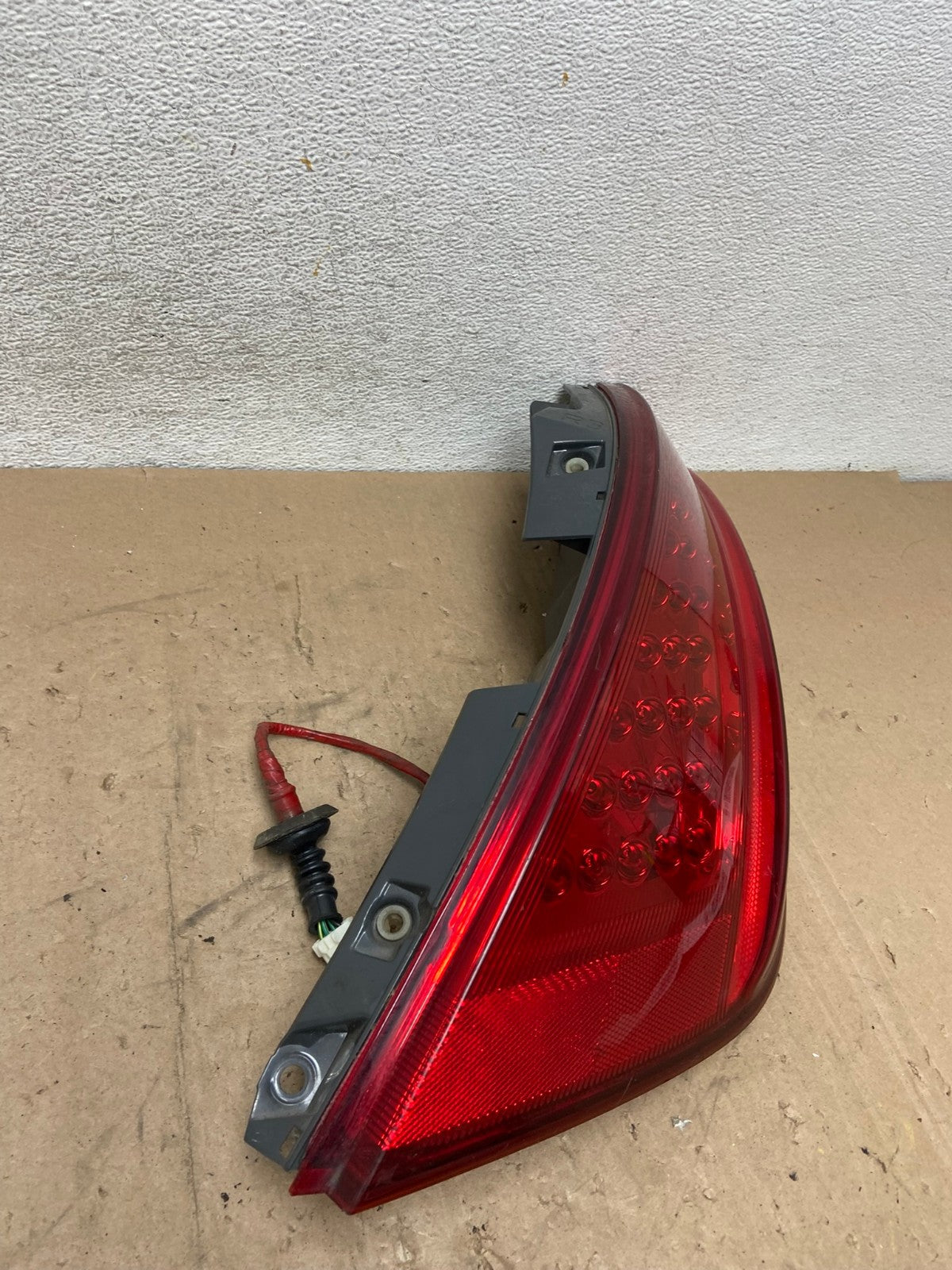 2006 to 2007 Nissan Murano Right Passenger Rh Side Tail Light AG5431 LK1