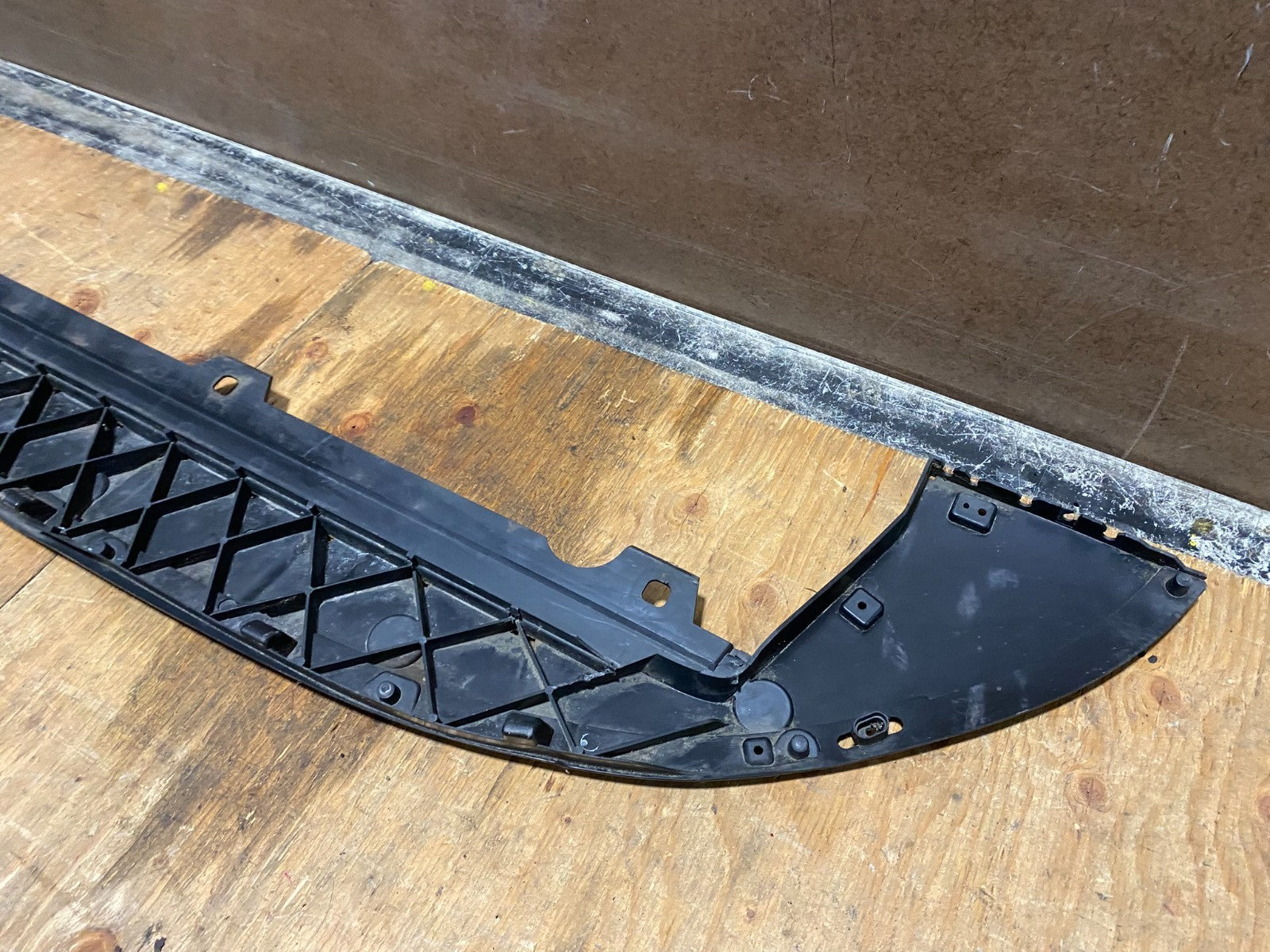 2007 to  2011 Volvo S40 Front Bumper Under Plate Protecting OEM X3518 PS6