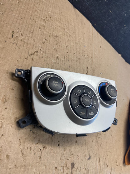 2010 2011 2012 Hyundai Santa Fe Automatic Climate AC Heater Control OE AE4110 DG2