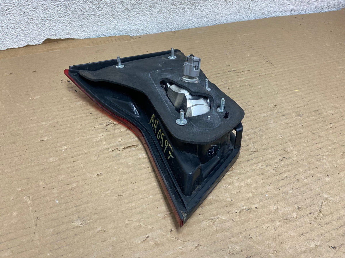 2010 - 2013 Acura Mdx Right Passenger Rh Side Inner Tail Light AH0597 LK5