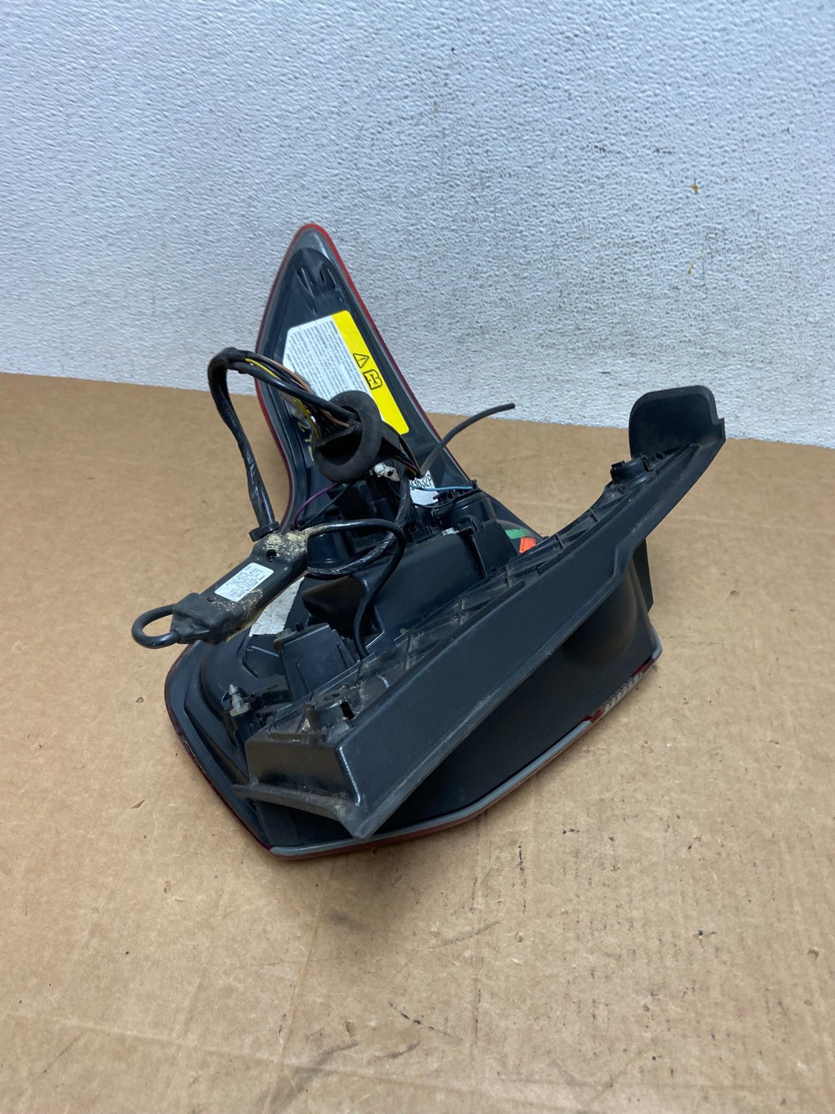2016 -2019 Ford Explorer Right Passenger Side Rh Tail light AD6242 LK4