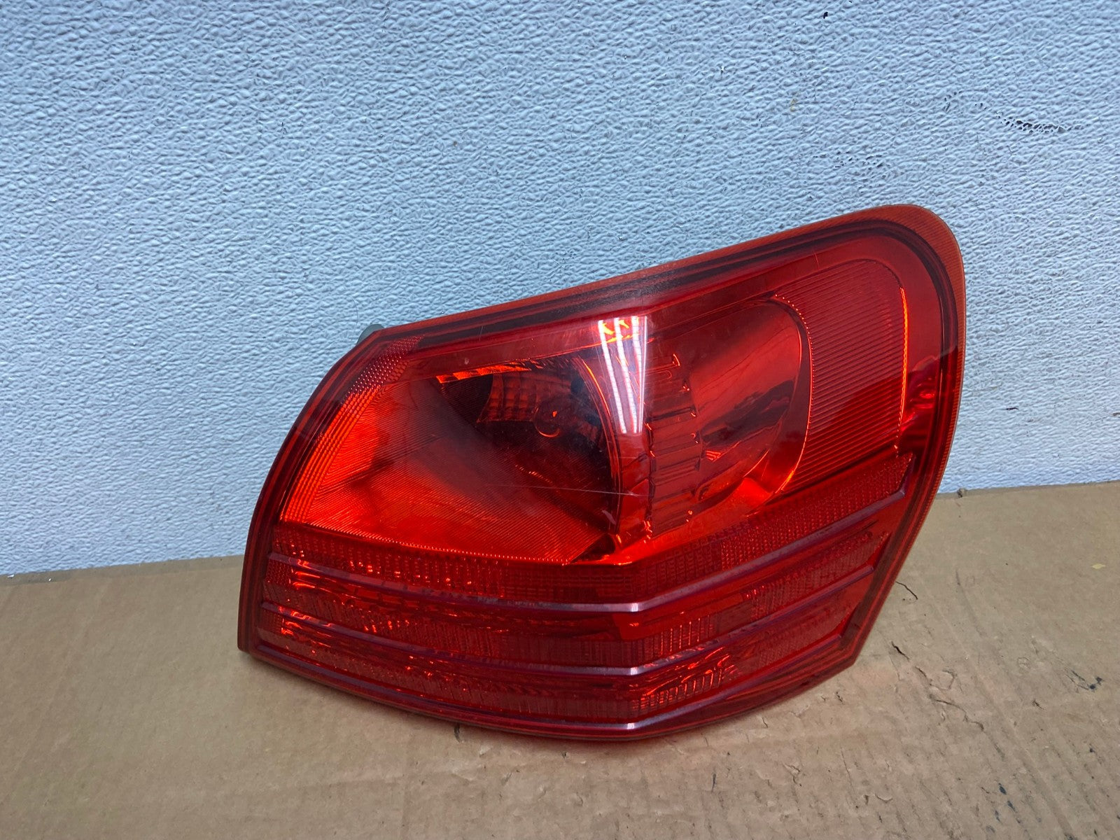 2008 to 2015 Nissan Rogue Right Passenger Rh Side Tail Light TYC AD1116 LK0