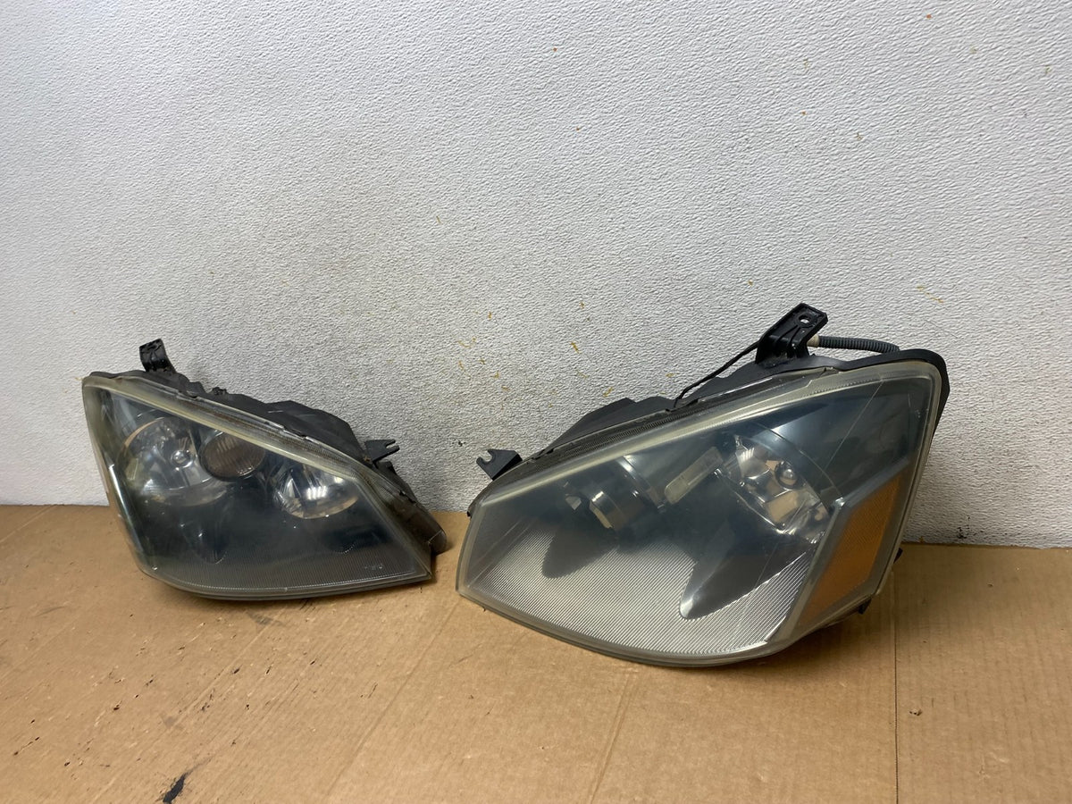 2005 to 2006 Nissan Altima Left+Right Side Set Halogen Headlights AI8813 DW1