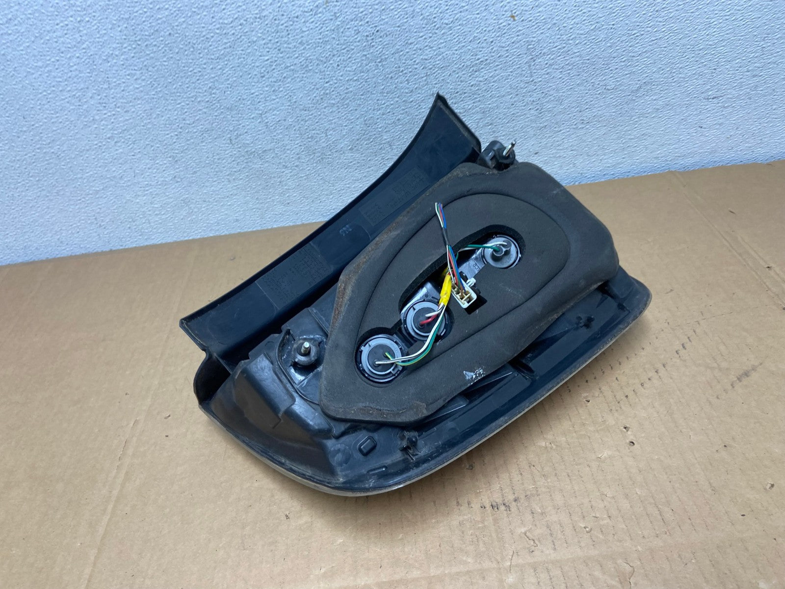 2006 to 2009 Toyota Prius Tail Light Right Passenger Side AD0851 LK5